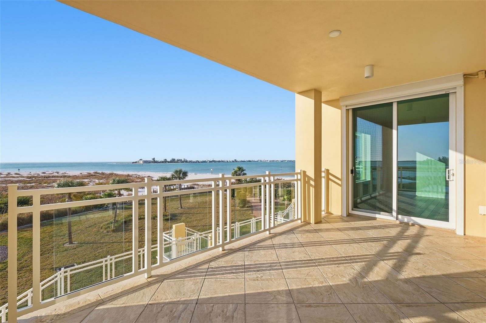 800 COLLANY RD #302, ST PETERSBURG, FL — photo 38