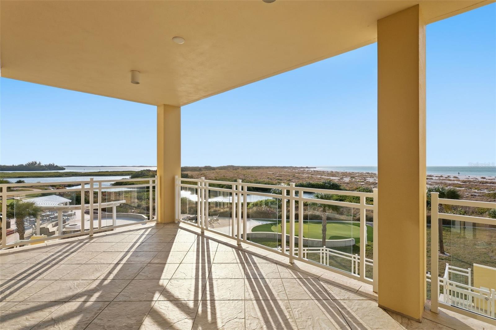 800 COLLANY RD #302, ST PETERSBURG, FL — photo 39