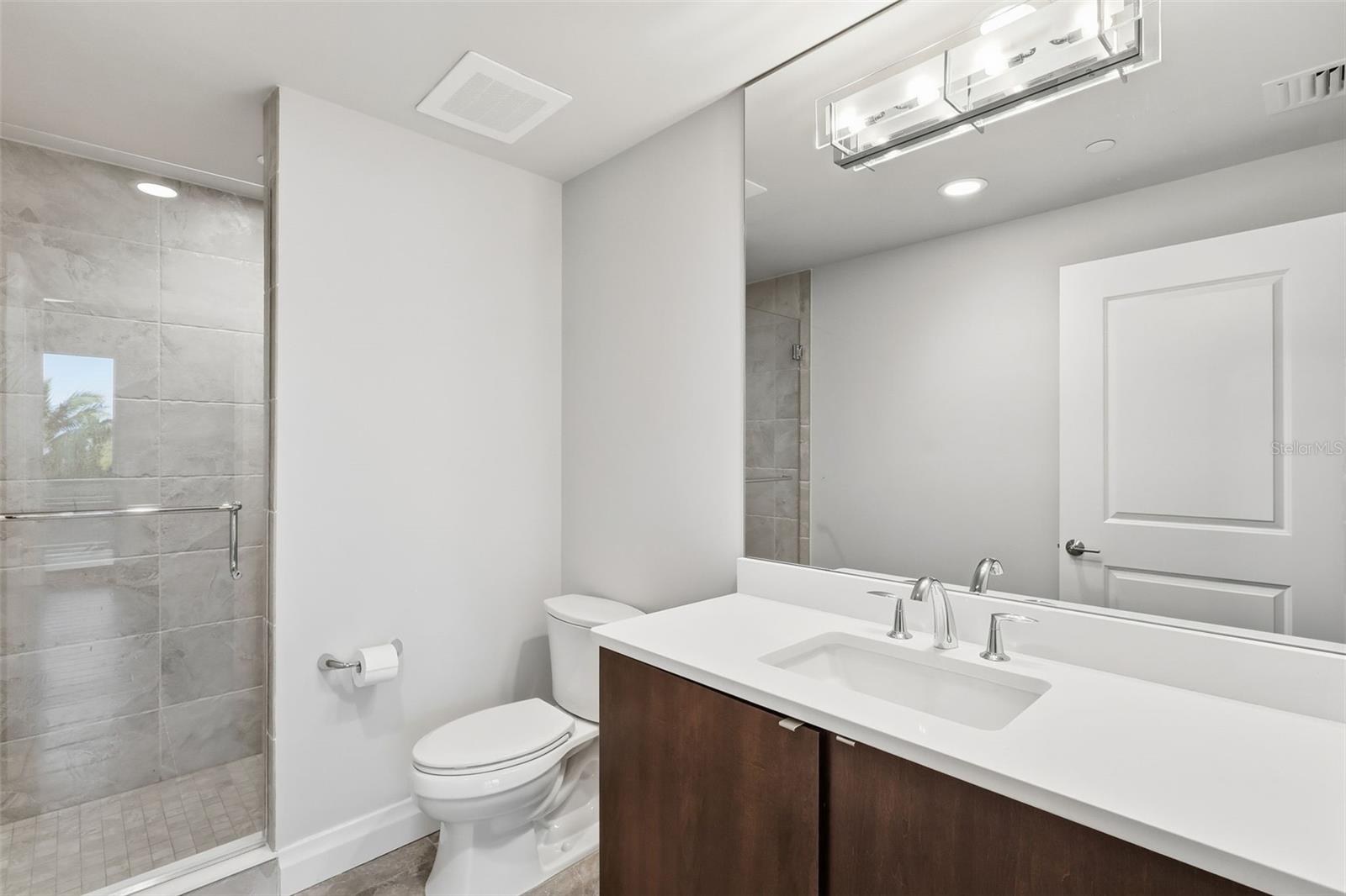 800 COLLANY RD #302, ST PETERSBURG, FL — photo 47