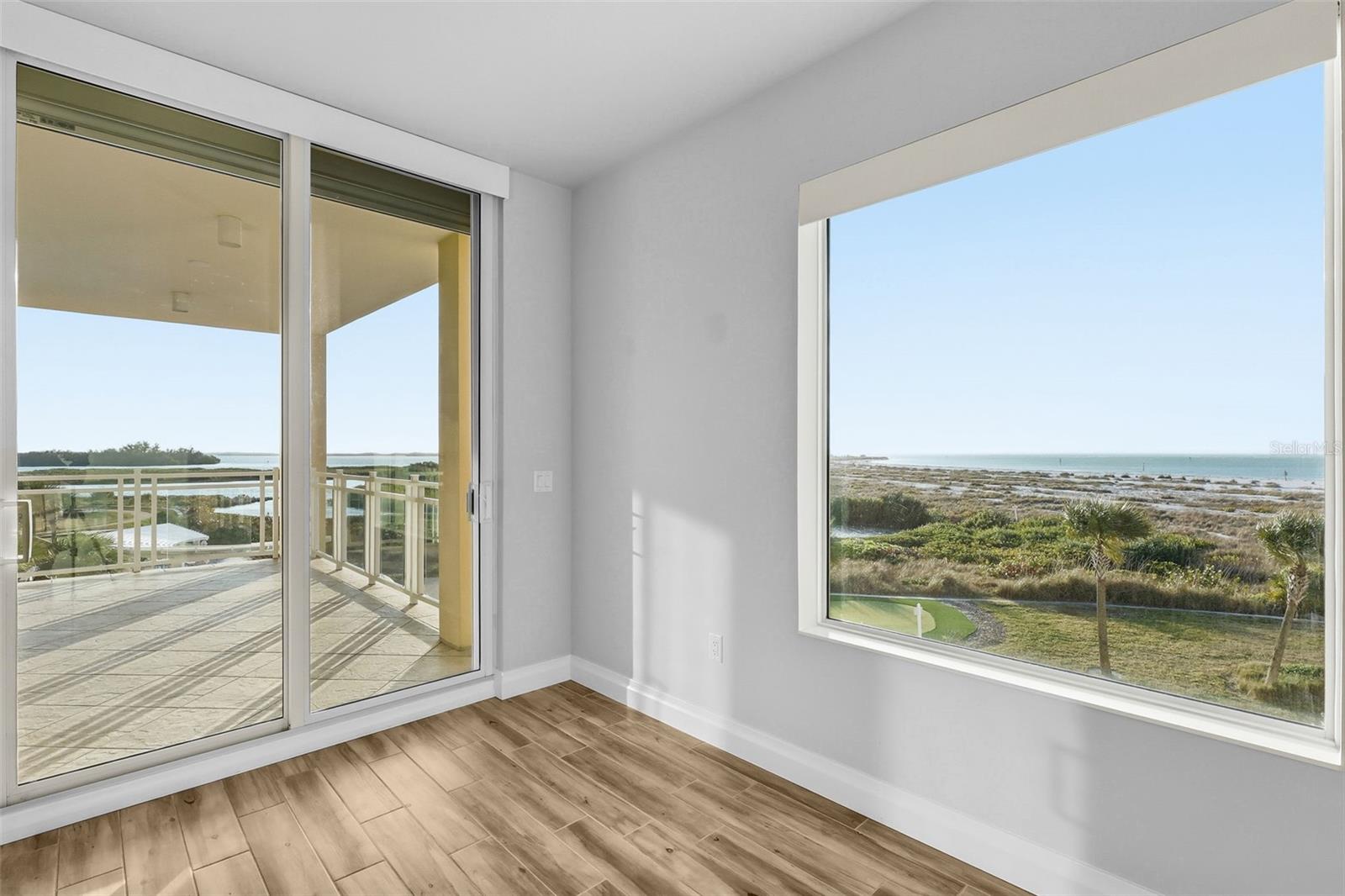 800 COLLANY RD #302, ST PETERSBURG, FL — photo 55