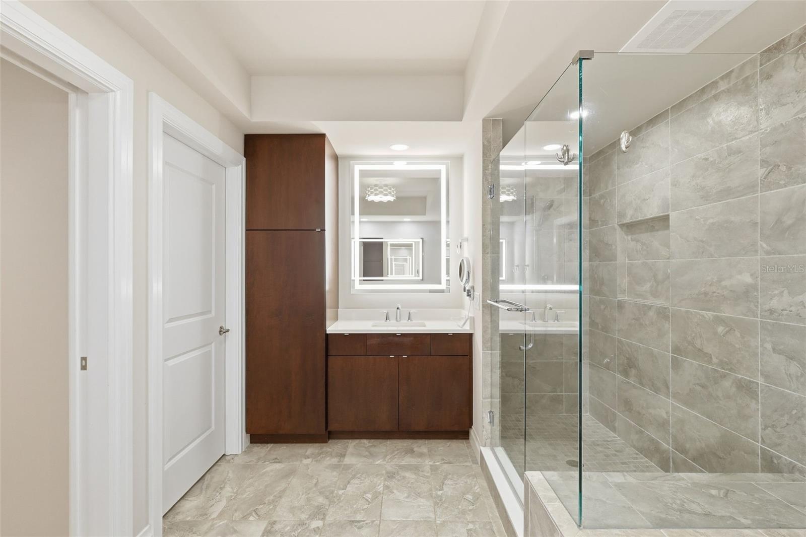 800 COLLANY RD #302, ST PETERSBURG, FL — photo 65