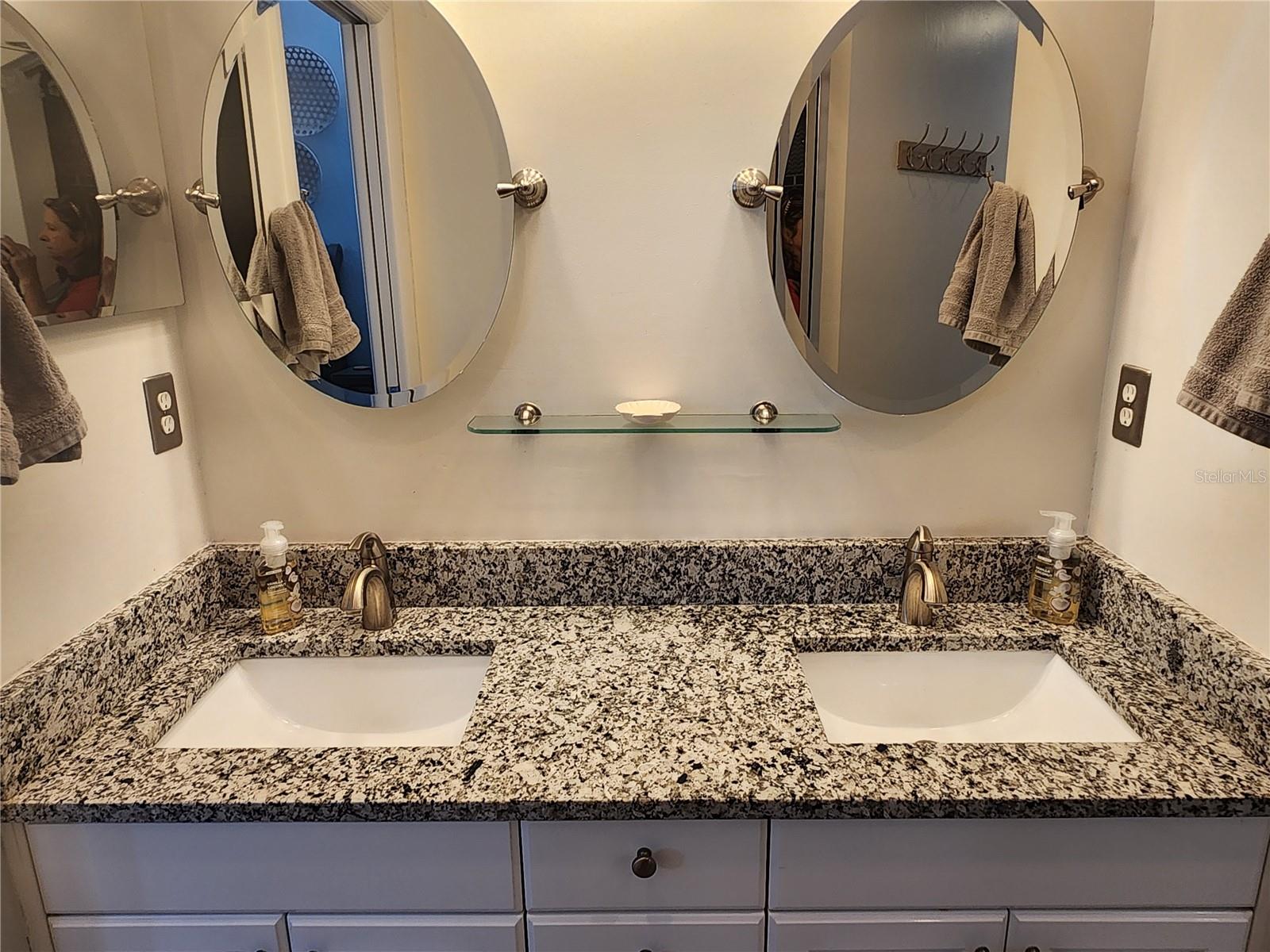6503 FAIRWAY GARDENS DR, BRADENTON, FL — photo 19