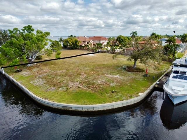 2105 JAMAICA WAY, PUNTA GORDA, FL — photo 3