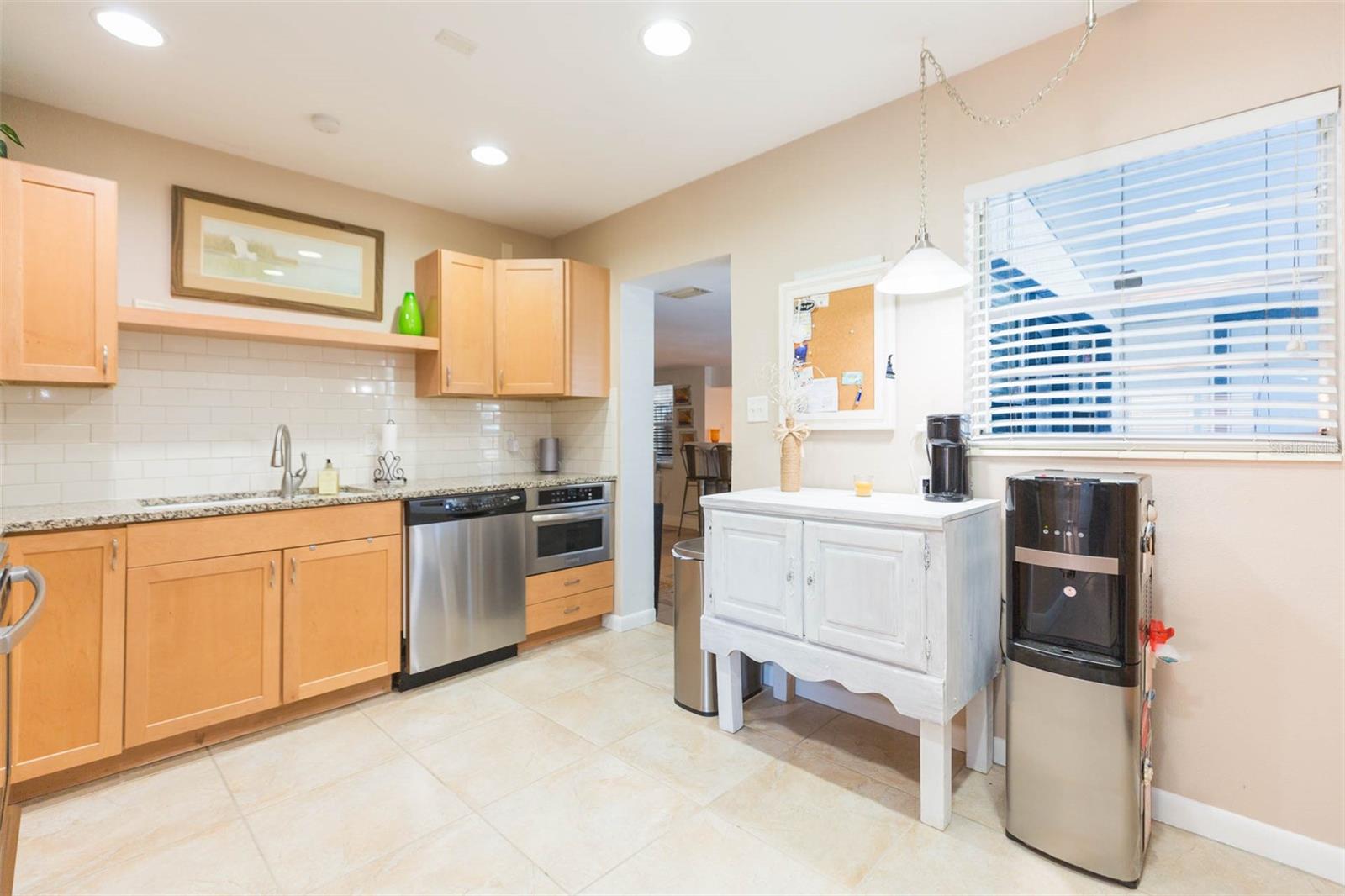 4206 W WISCONSIN AVE, TAMPA, FL — photo 11