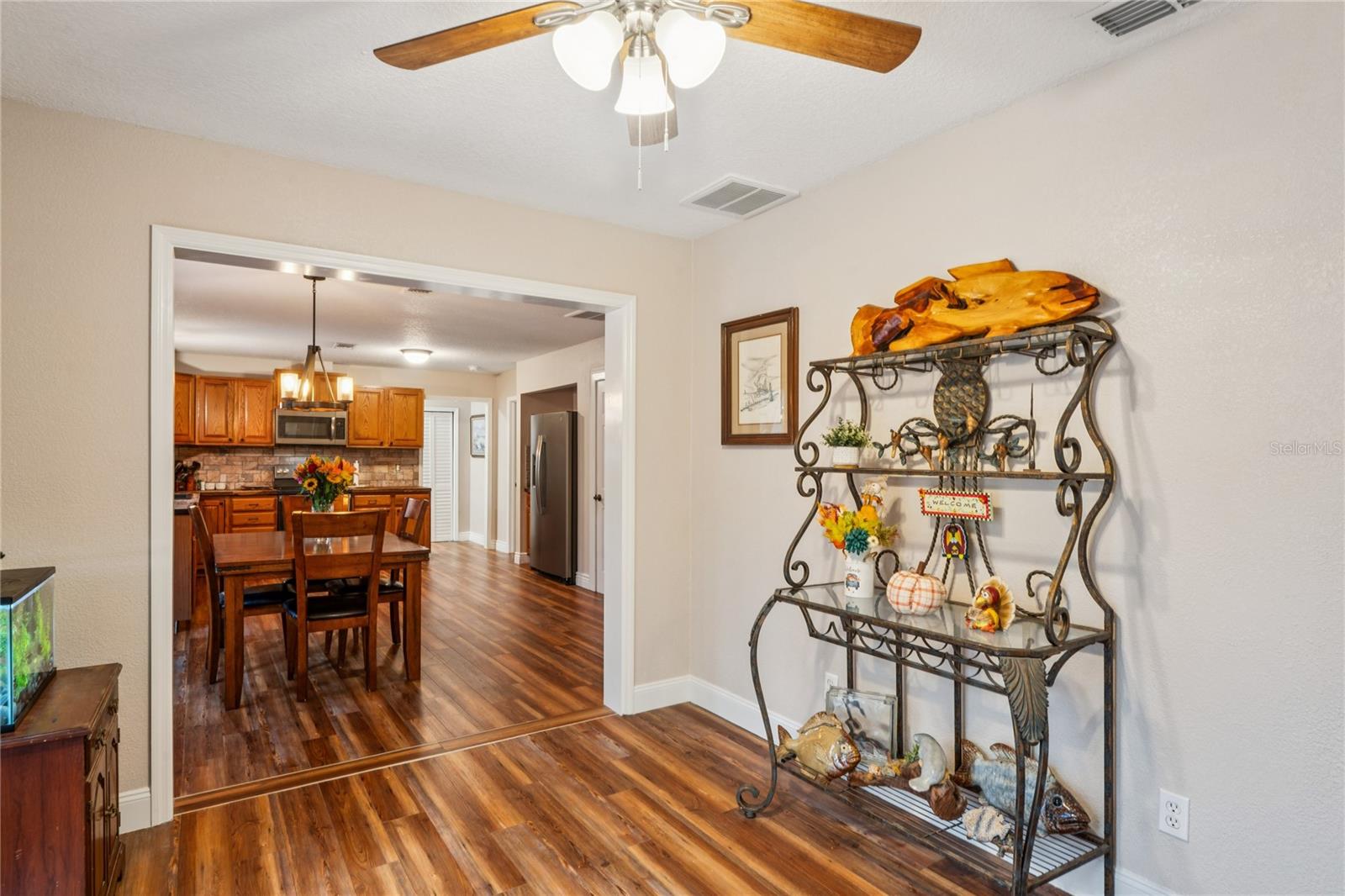 11185 CLEEVER ST, WEEKI WACHEE, FL — photo 9