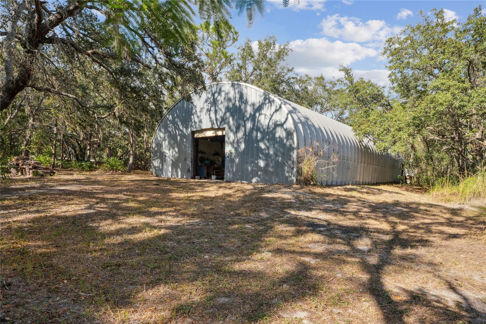 11185 CLEEVER ST, WEEKI WACHEE, FL — photo 39