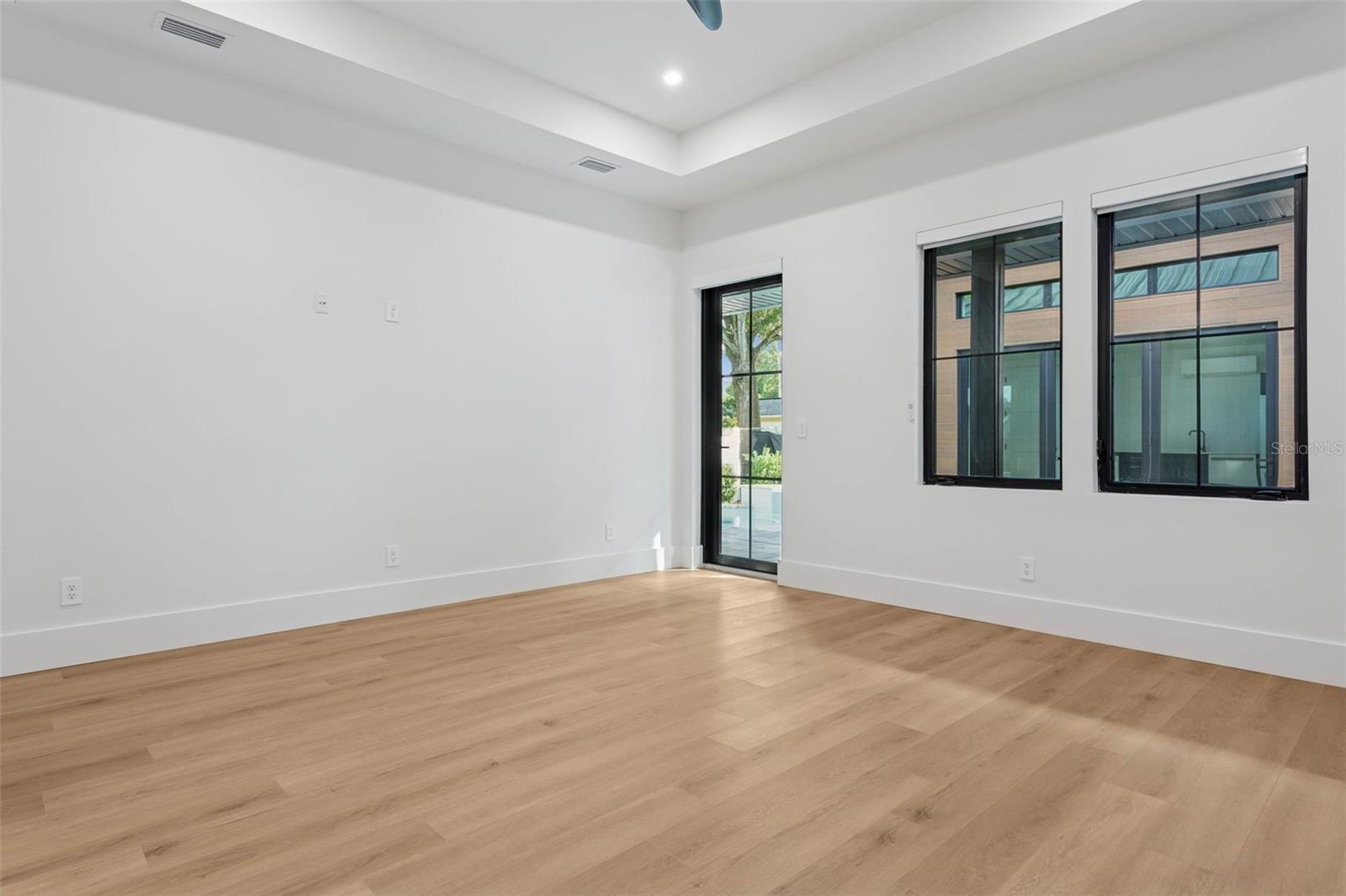 708 W KENTUCKY AVE, TAMPA, FL — photo 38