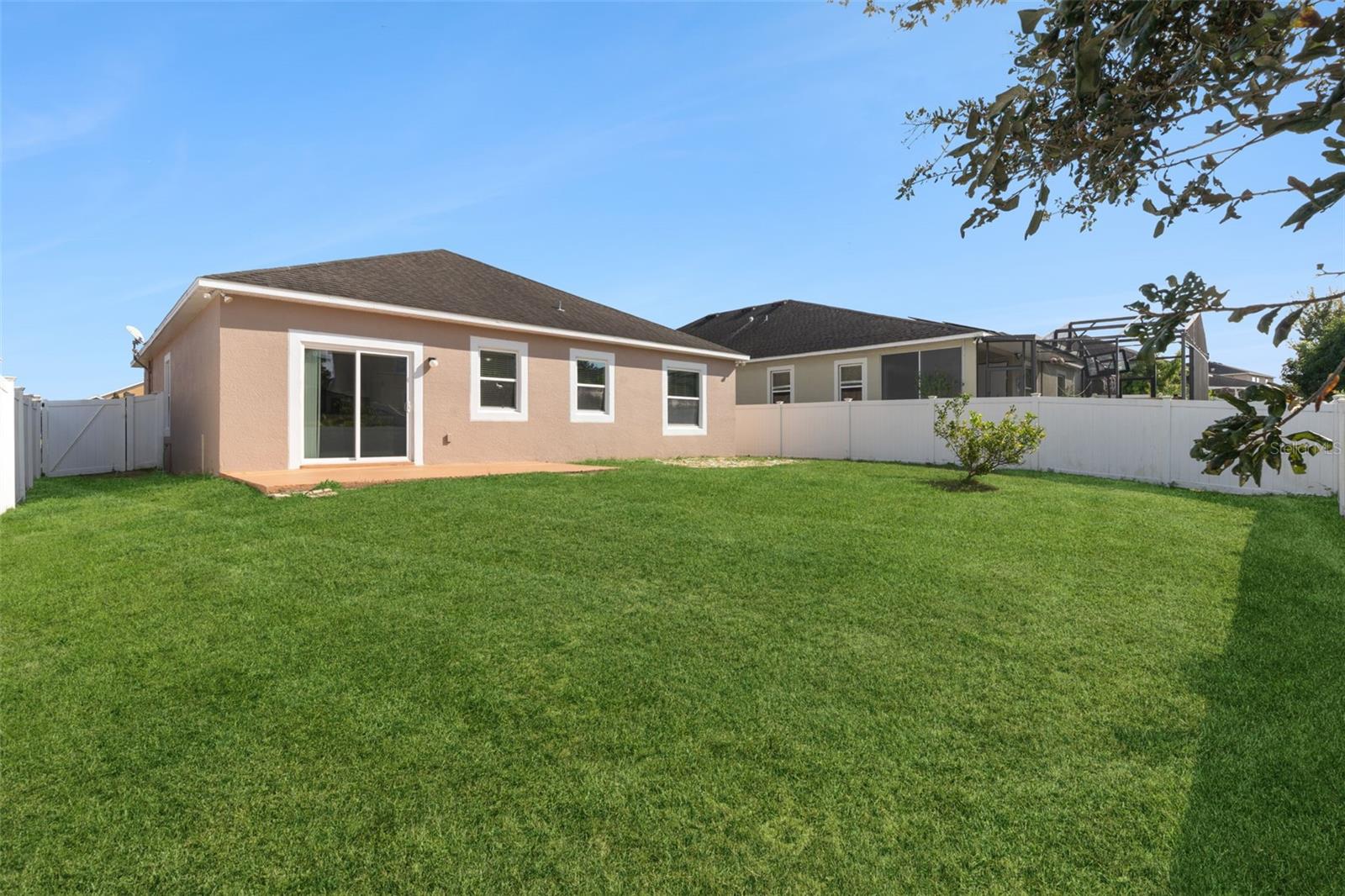 1038 SUFFRAGETTE CIR, HAINES CITY, FL — photo 32