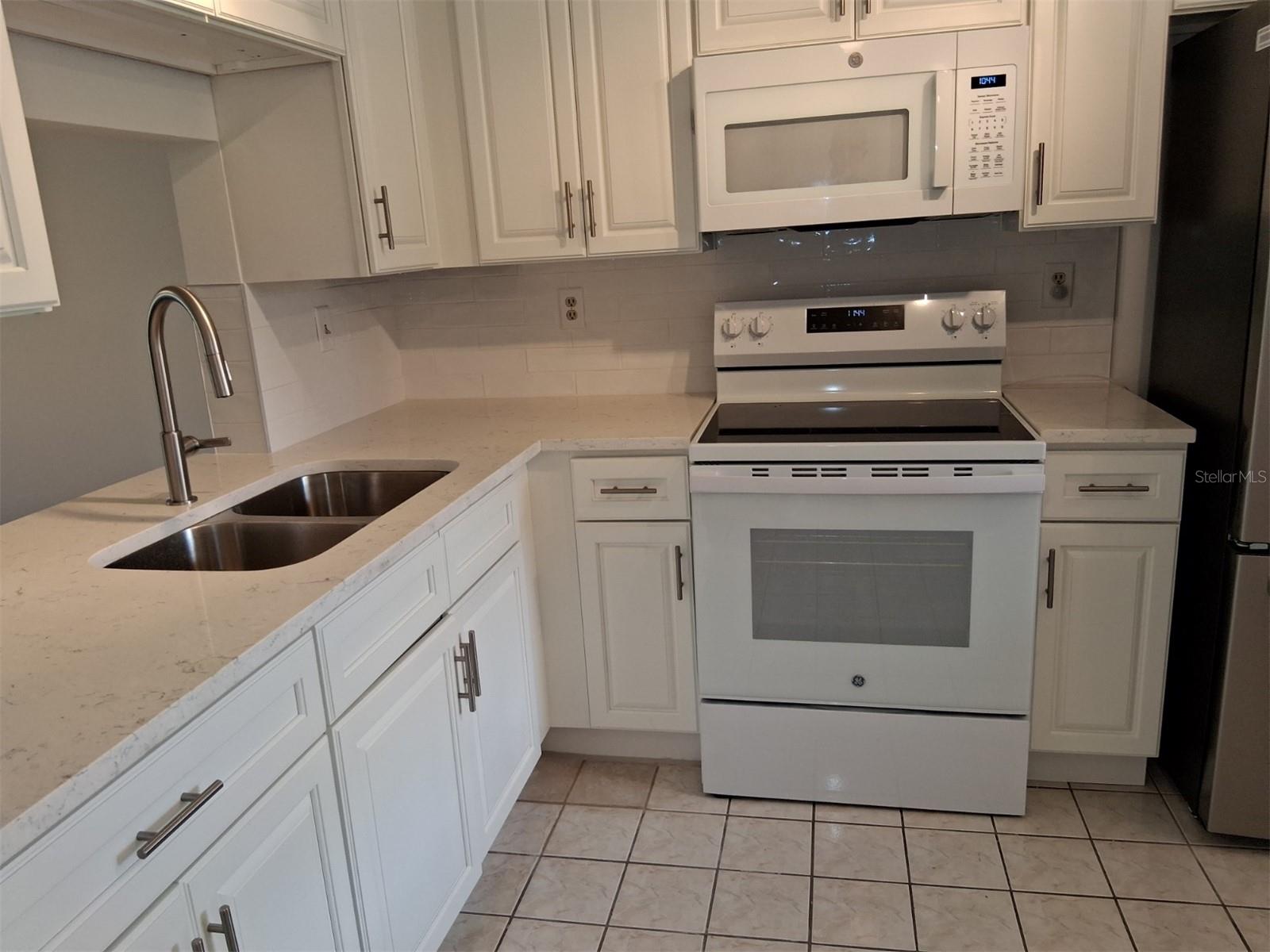 4326 SUMMERSUN DR, NEW PORT RICHEY, FL — photo 7