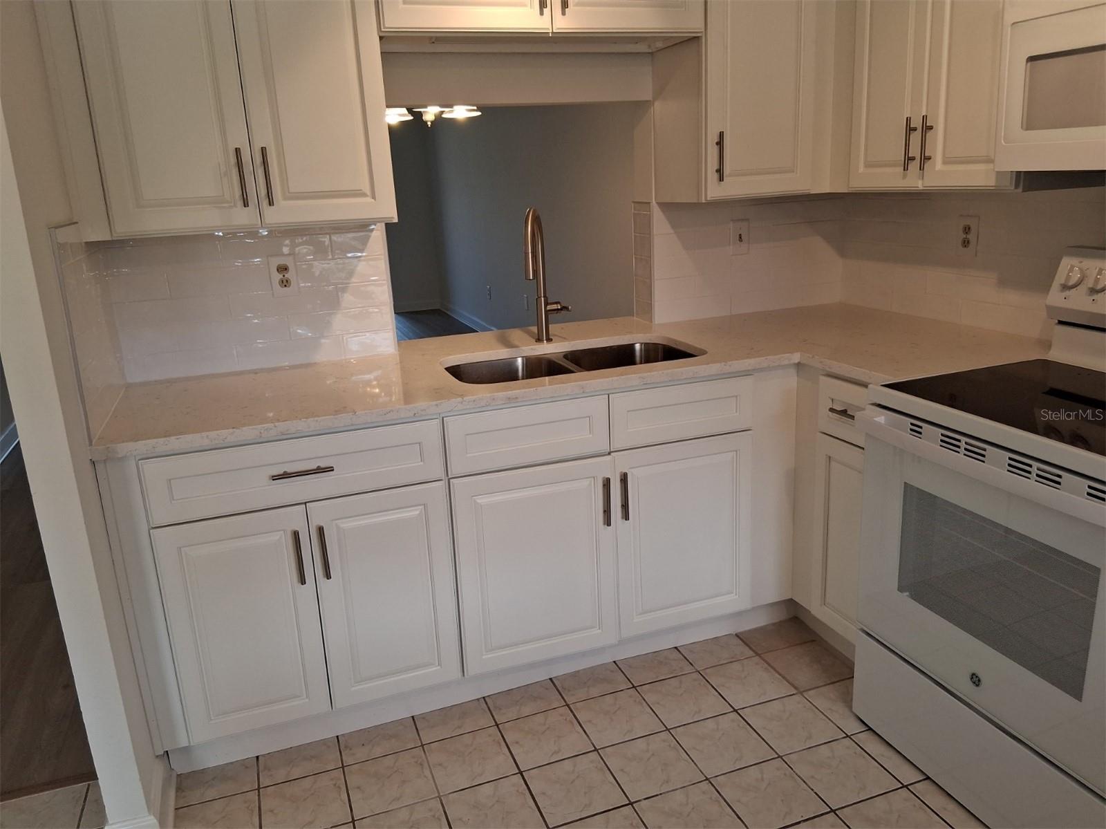 4326 SUMMERSUN DR, NEW PORT RICHEY, FL — photo 9