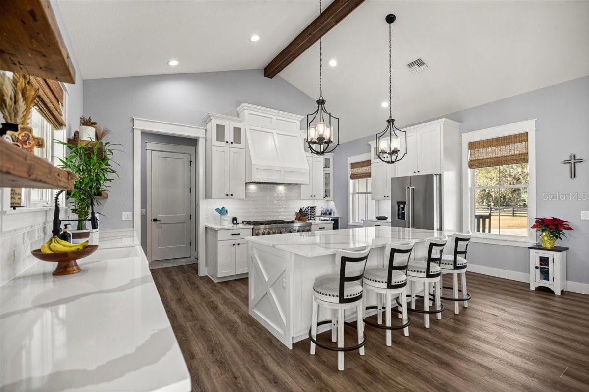 10561 NE 104TH CIR, OXFORD, FL — photo 10