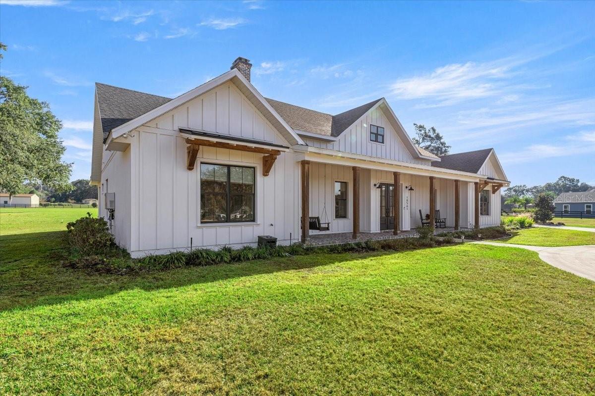 10561 NE 104TH CIR, OXFORD, FL — photo 51