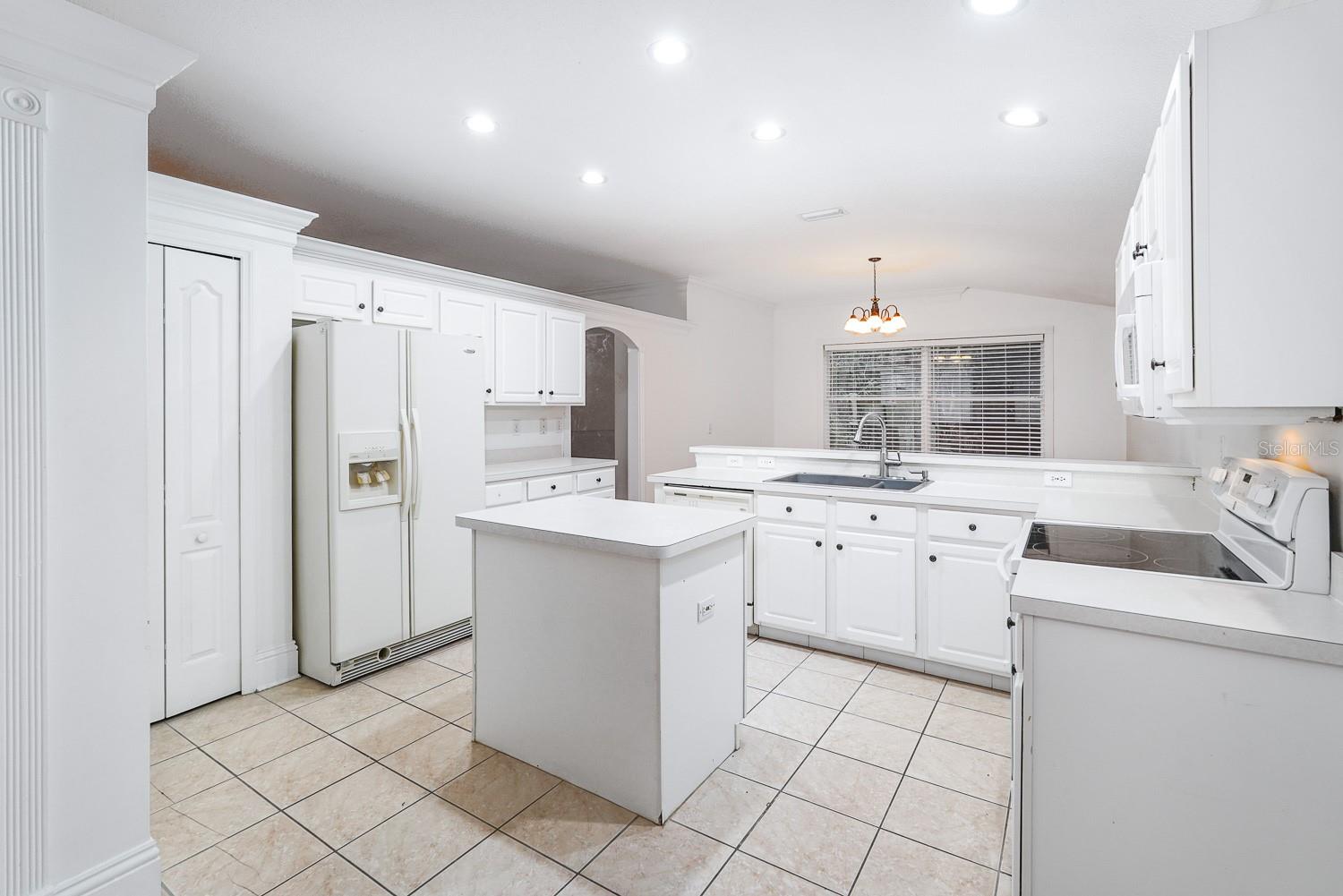 295 FAREHAM DR, VENICE, FL — photo 14