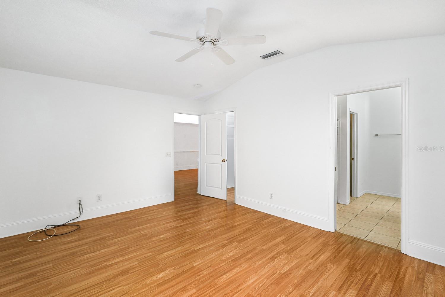 295 FAREHAM DR, VENICE, FL — photo 20