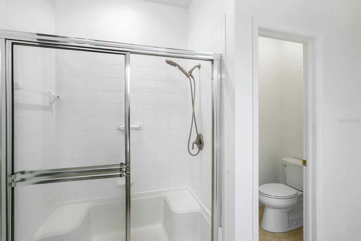 295 FAREHAM DR, VENICE, FL — photo 23
