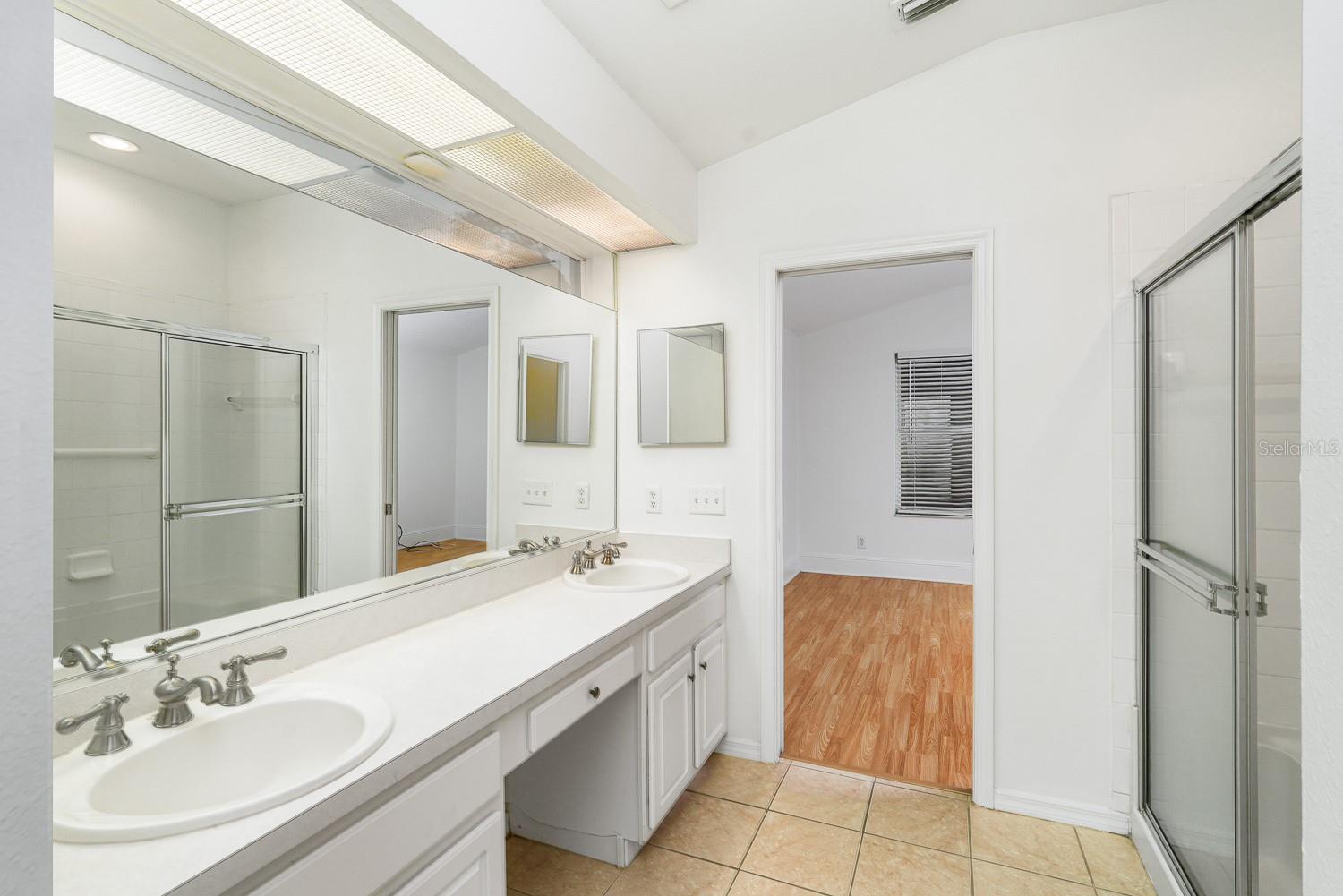 295 FAREHAM DR, VENICE, FL — photo 24