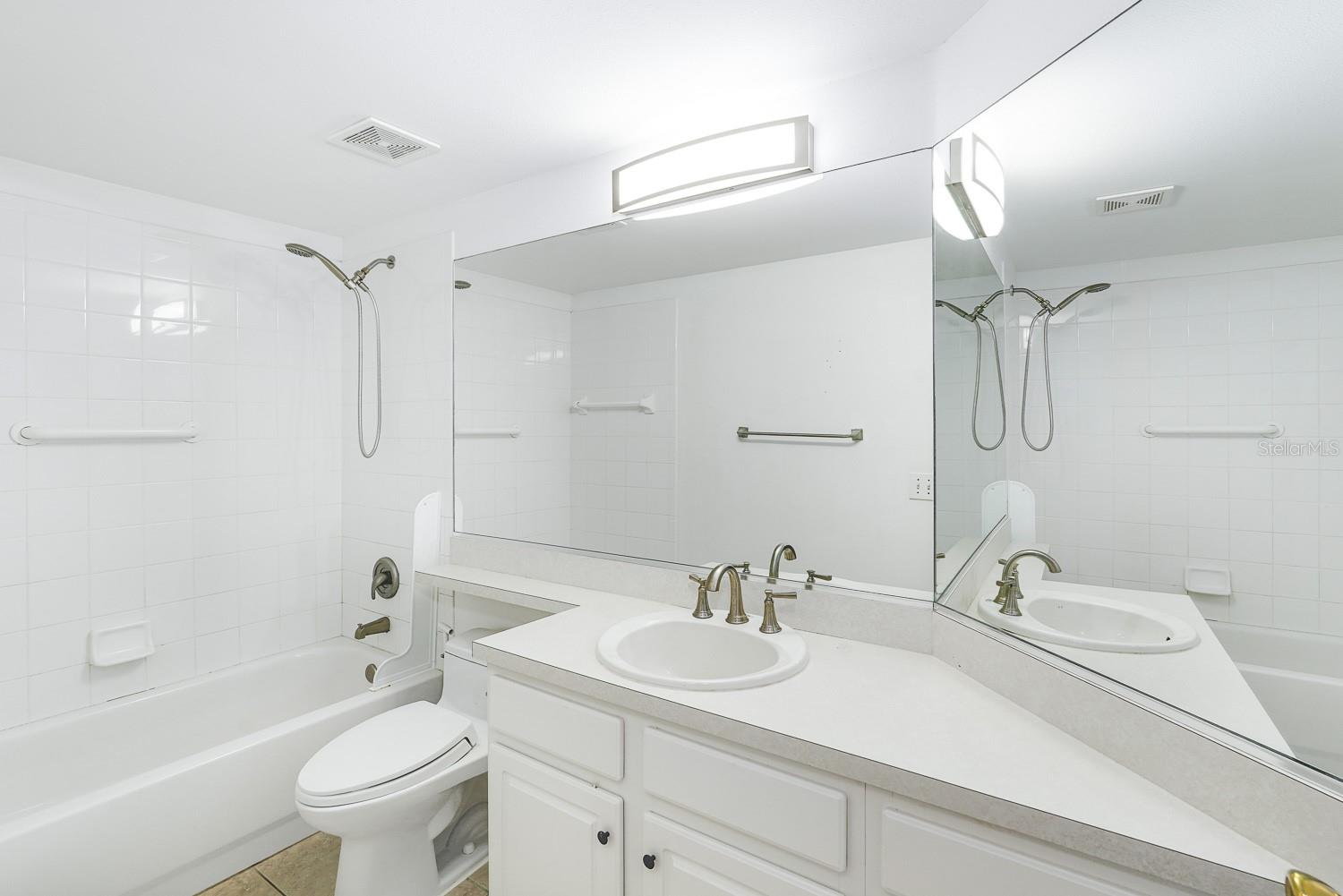 295 FAREHAM DR, VENICE, FL — photo 29