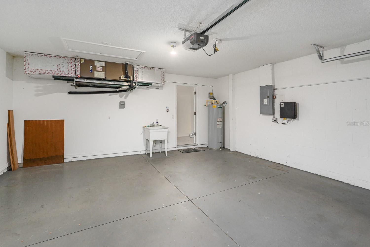 295 FAREHAM DR, VENICE, FL — photo 34