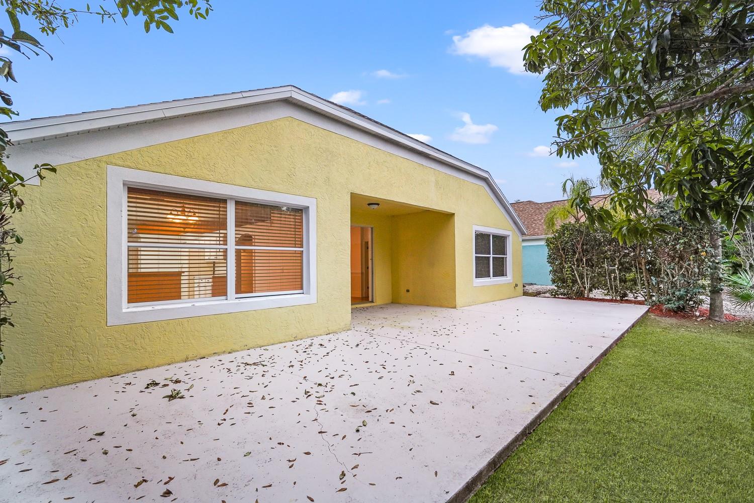 295 FAREHAM DR, VENICE, FL — photo 38