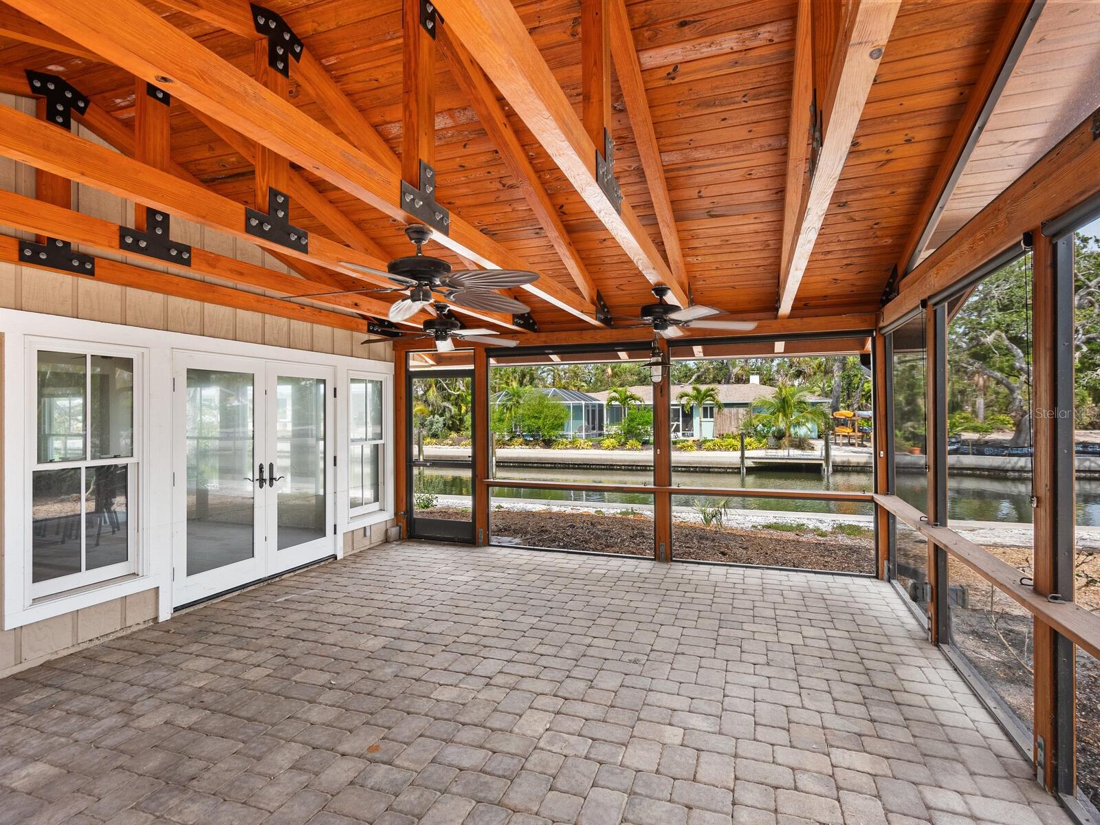 615 BUTTONWOOD DR, LONGBOAT KEY, FL — photo 9