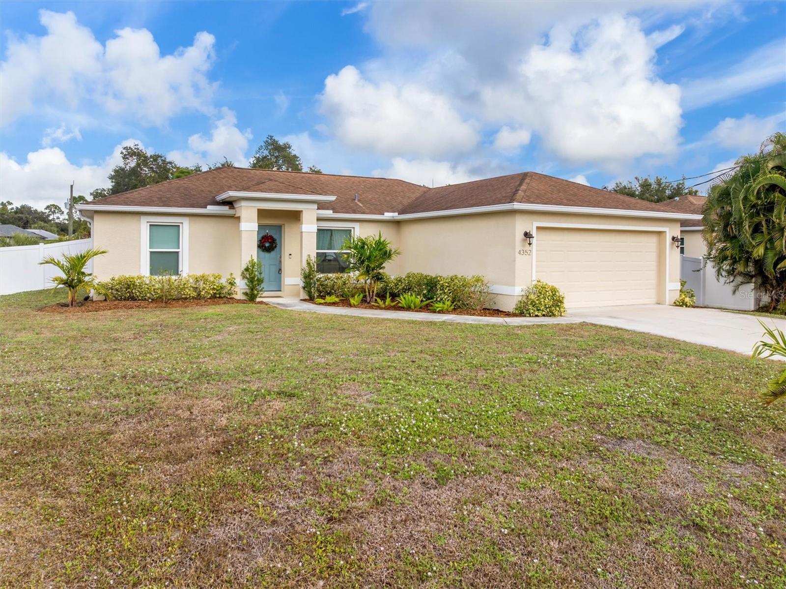 4352 ADELAIDE AVE, NORTH PORT, FL