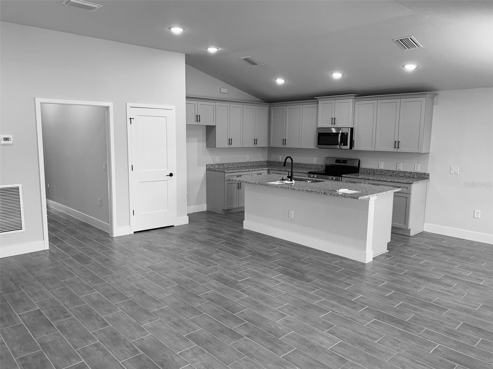 12132 BACCHUS RD, PORT CHARLOTTE, FL — photo 6