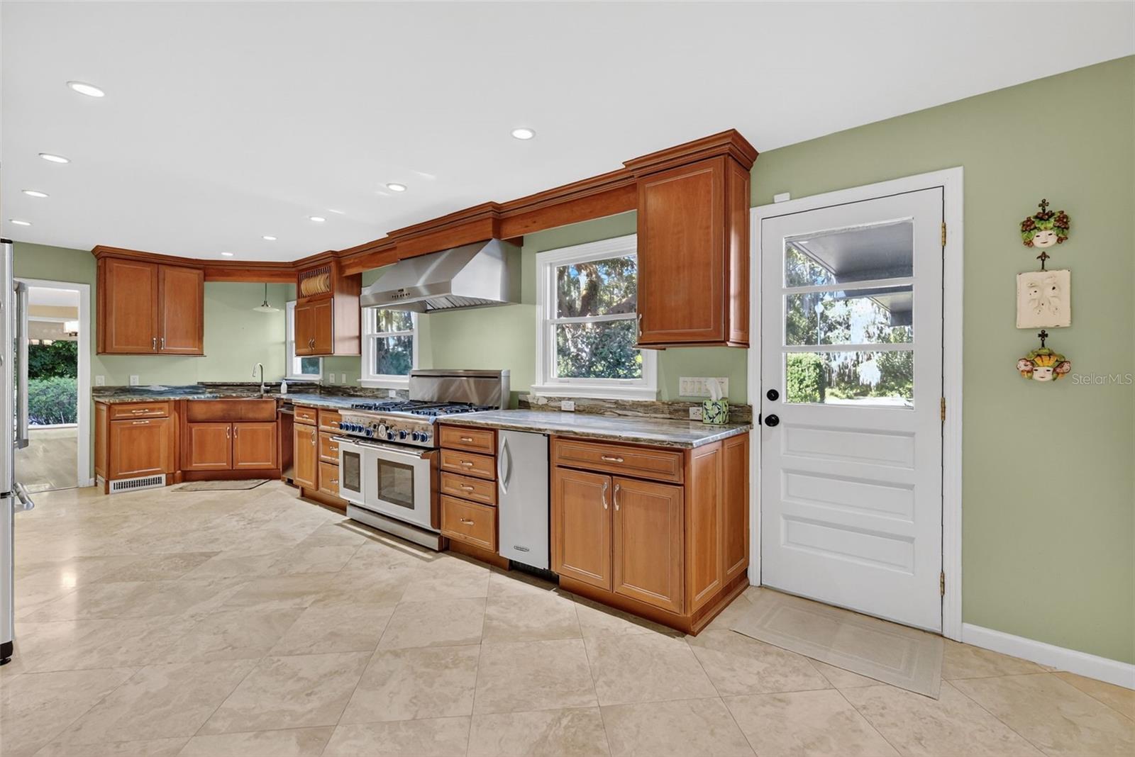 9345 SILVER LAKE DR, LEESBURG, FL — photo 28