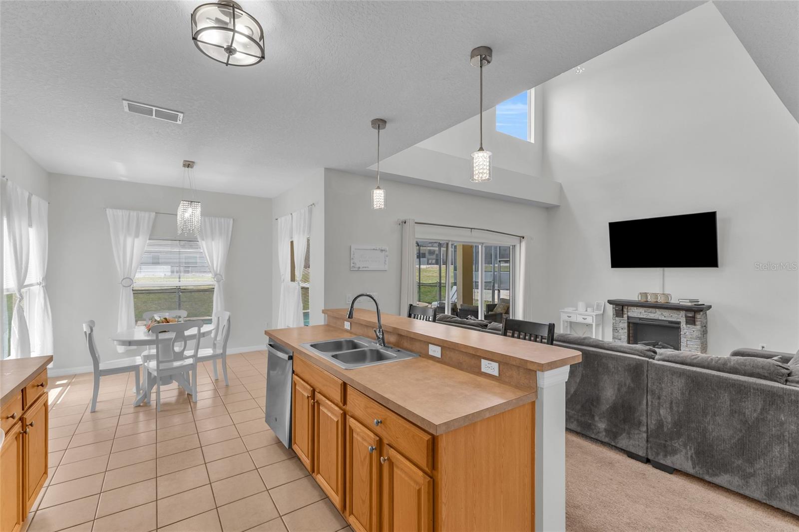 164 LANCASTER DR, DAVENPORT, FL — photo 12