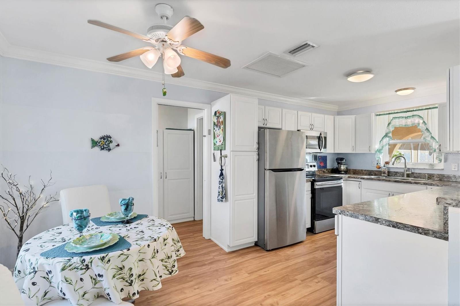 2745 ARROWHEAD RD, VENICE, FL — photo 7