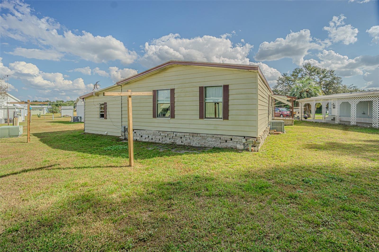 39353 SYCAMORE LN, ZEPHYRHILLS, FL — photo 5