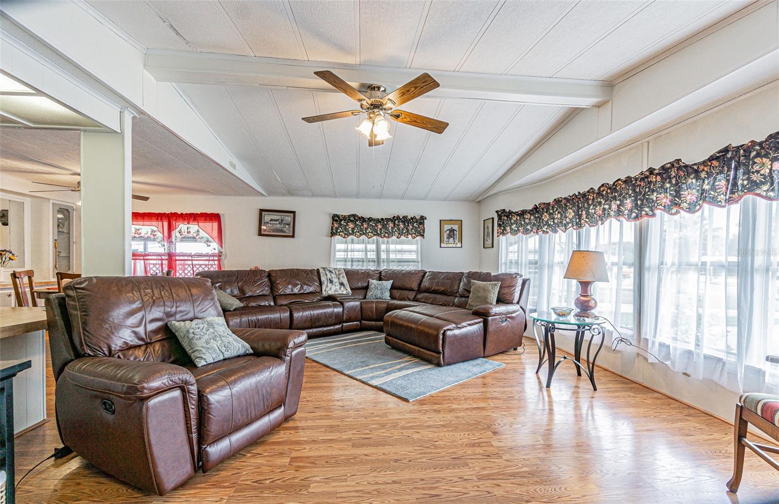 39353 SYCAMORE LN, ZEPHYRHILLS, FL — photo 7