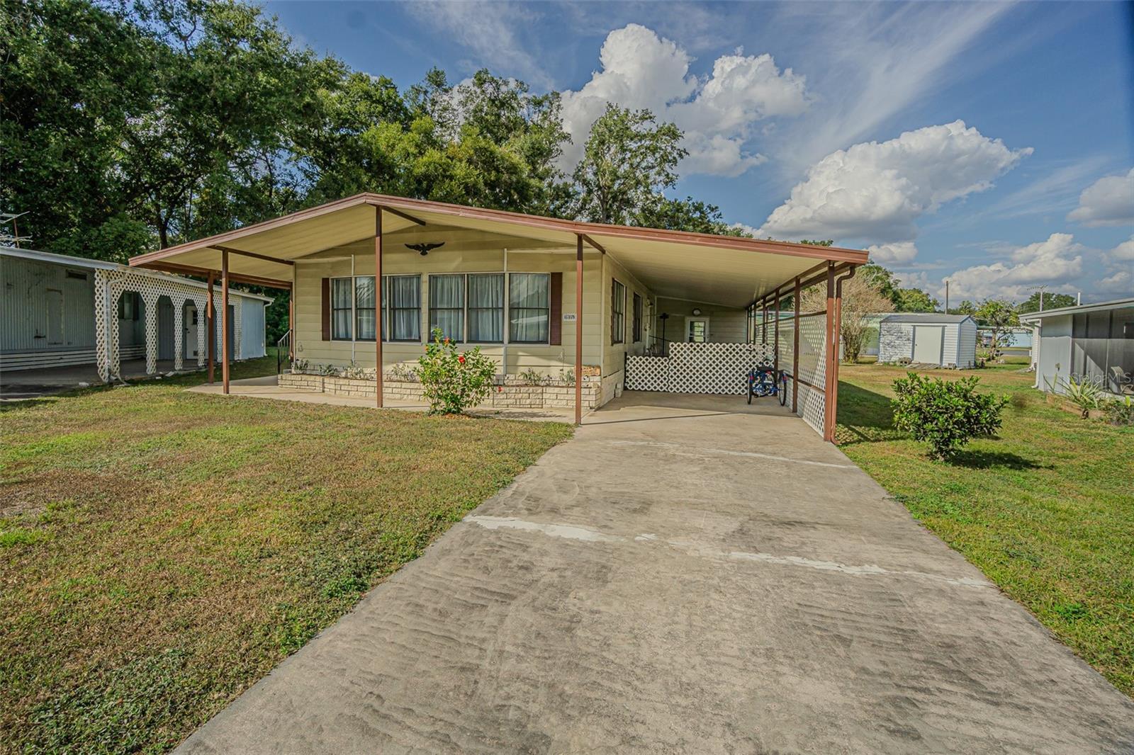 39353 SYCAMORE LN, ZEPHYRHILLS, FL — photo 11