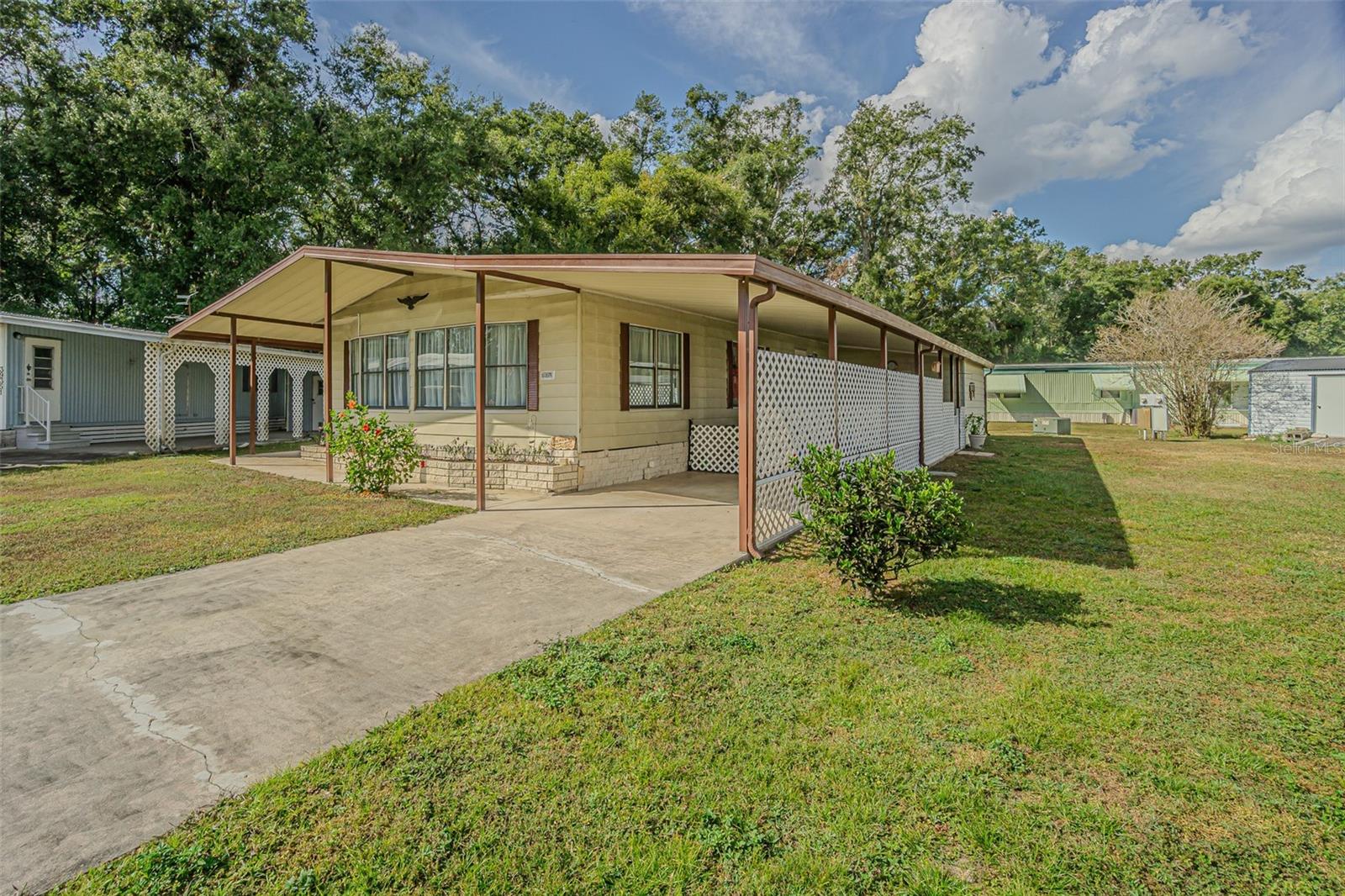 39353 SYCAMORE LN, ZEPHYRHILLS, FL — photo 16