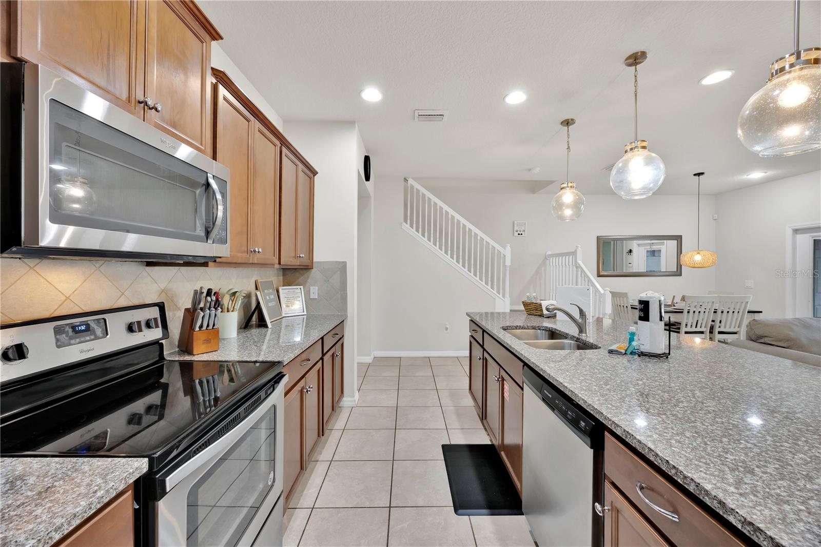 8952 ADRIATICO LN, KISSIMMEE, FL — photo 9