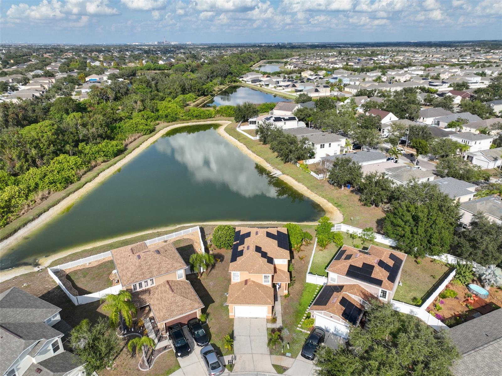 702 CRISTELLE JEAN DR, RUSKIN, FL — photo 35