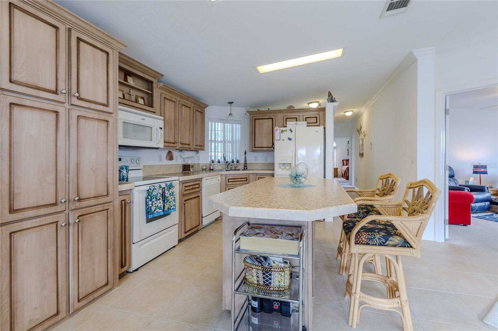 2100 KINGS HWY #200, PORT CHARLOTTE, FL — photo 8