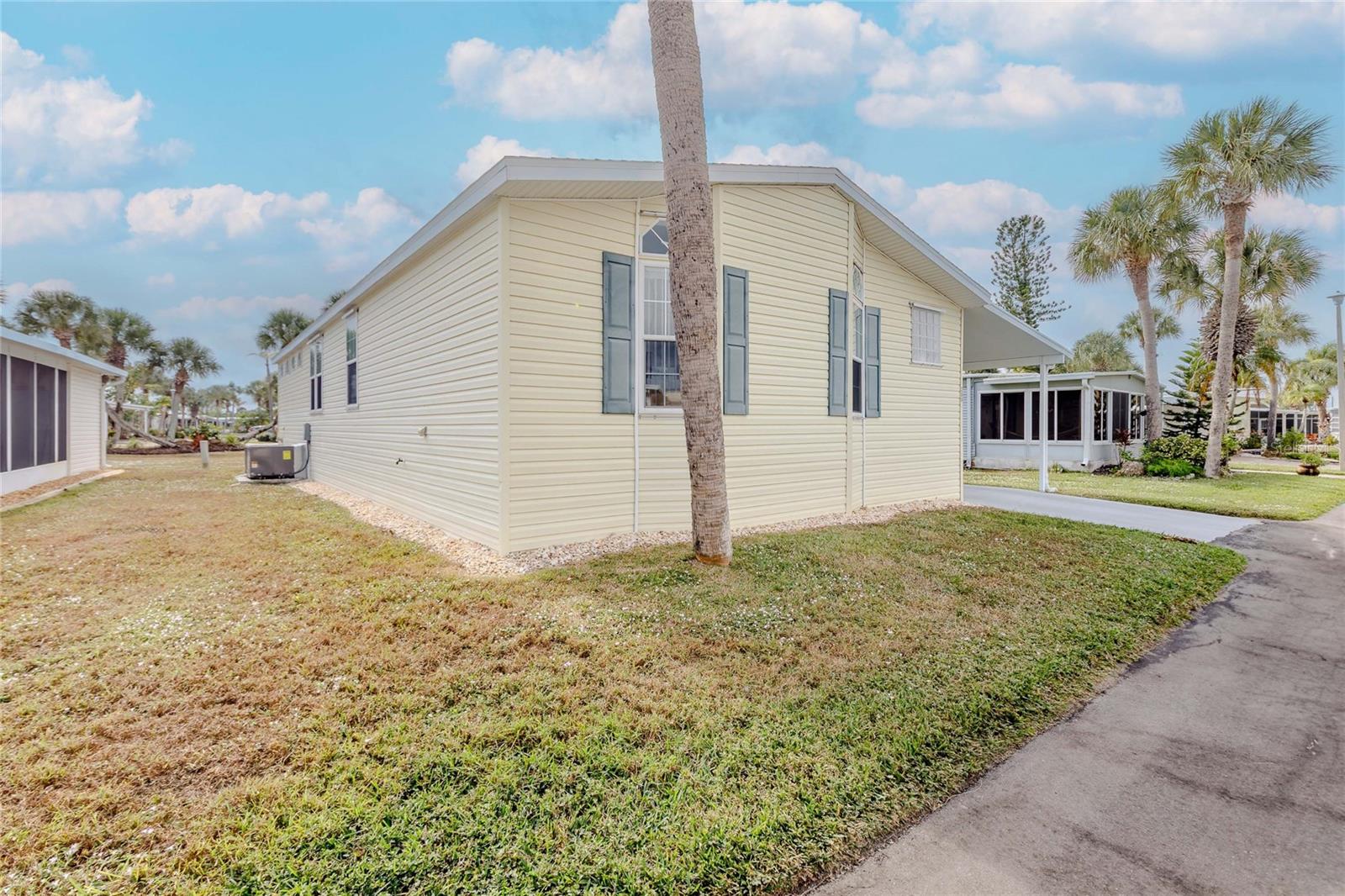 2100 KINGS HWY #200, PORT CHARLOTTE, FL — photo 41