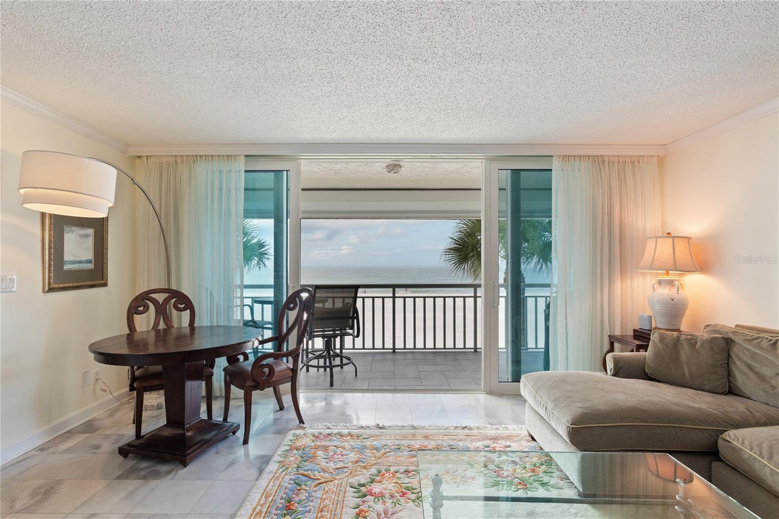 2900 GULF BLVD #201, BELLEAIR BEACH, FL