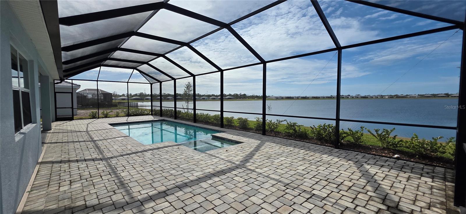 8140 SHORE LAKE DR, ENGLEWOOD, FL — photo 6