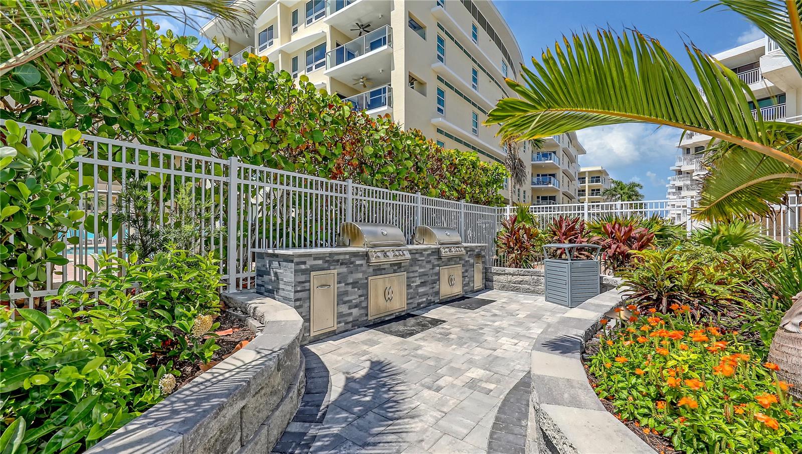 6518 MIDNIGHT PASS RD #209, SARASOTA, FL — photo 32