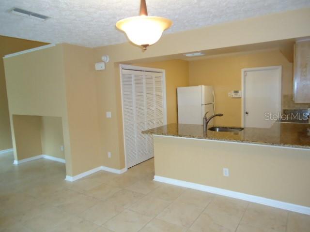 4012 CIRCLEWOOD CT, TAMPA, FL — photo 3