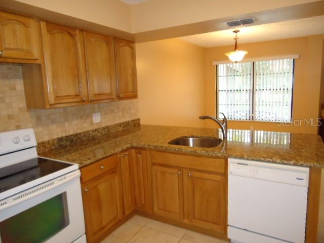 4012 CIRCLEWOOD CT, TAMPA, FL — photo 4