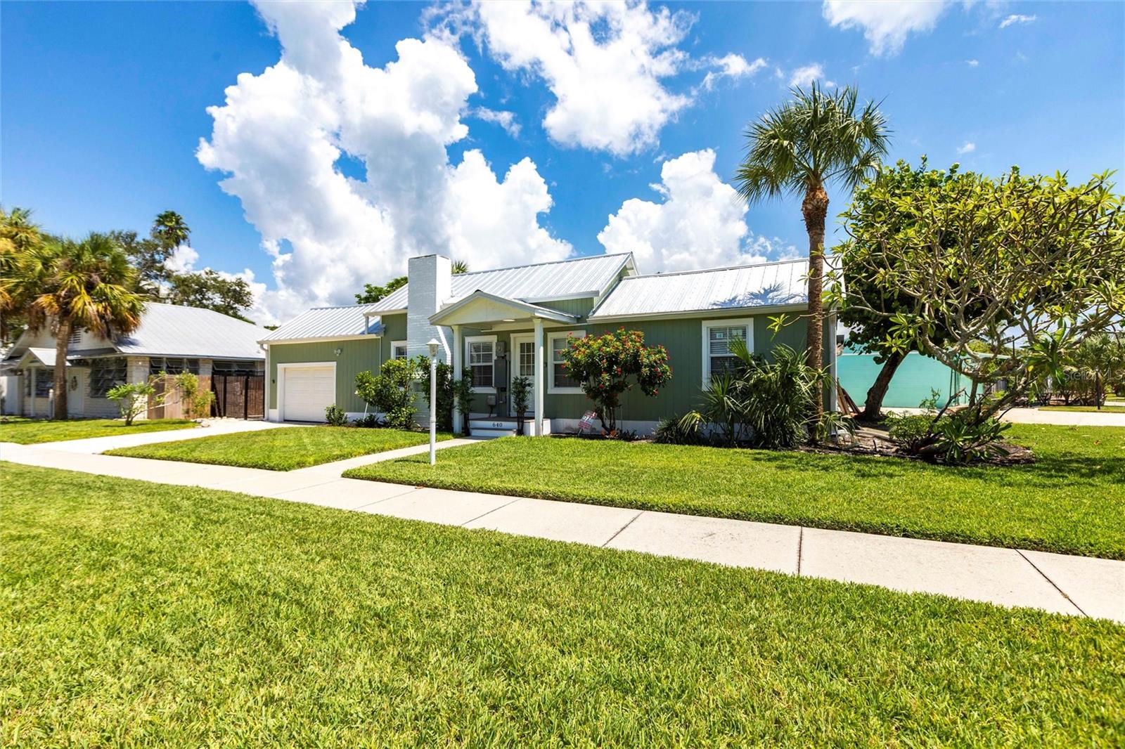 640 BROADWAY ST, LONGBOAT KEY, FL