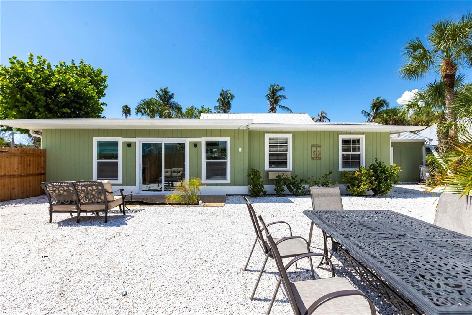 640 BROADWAY ST, LONGBOAT KEY, FL — photo 25