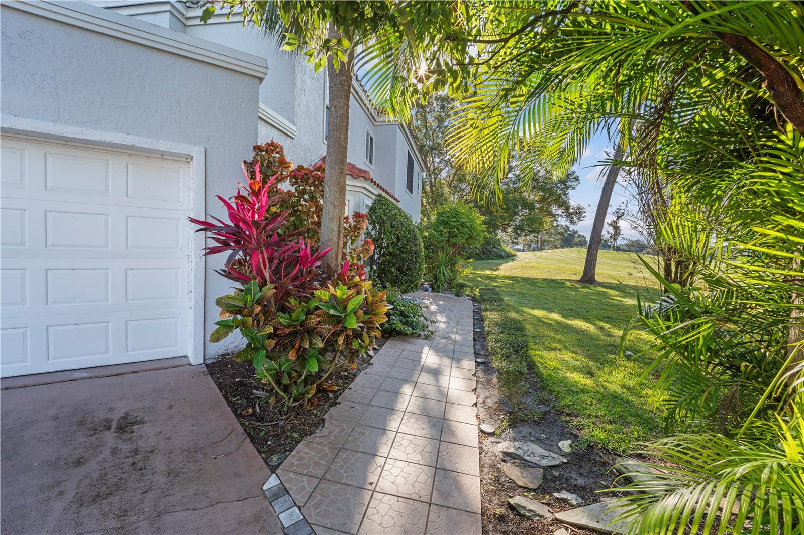 2649 ALBION AVE, ORLANDO, FL — photo 2