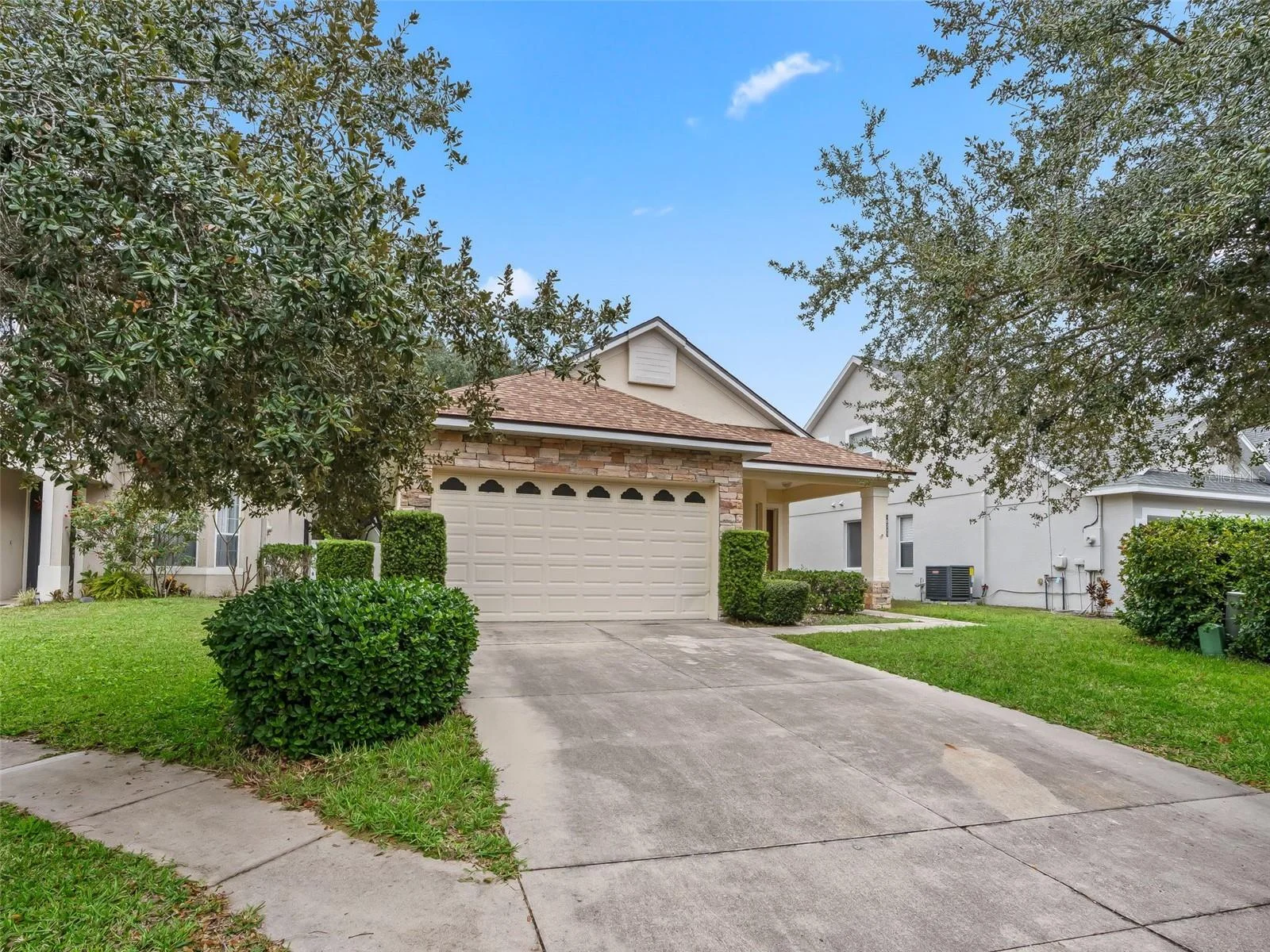 10217 GRANITE CT, LEESBURG, FL — photo 2