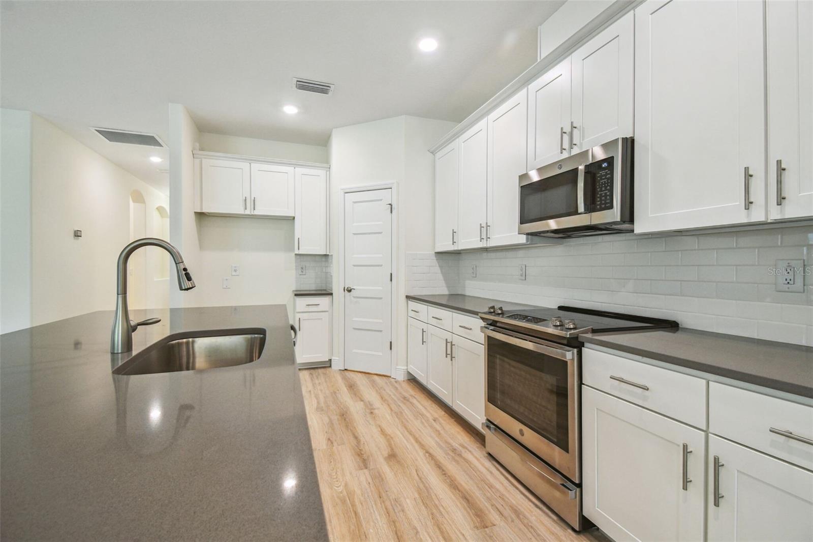 11347 STRIPED BASS CT, NEW PORT RICHEY, FL — photo 18