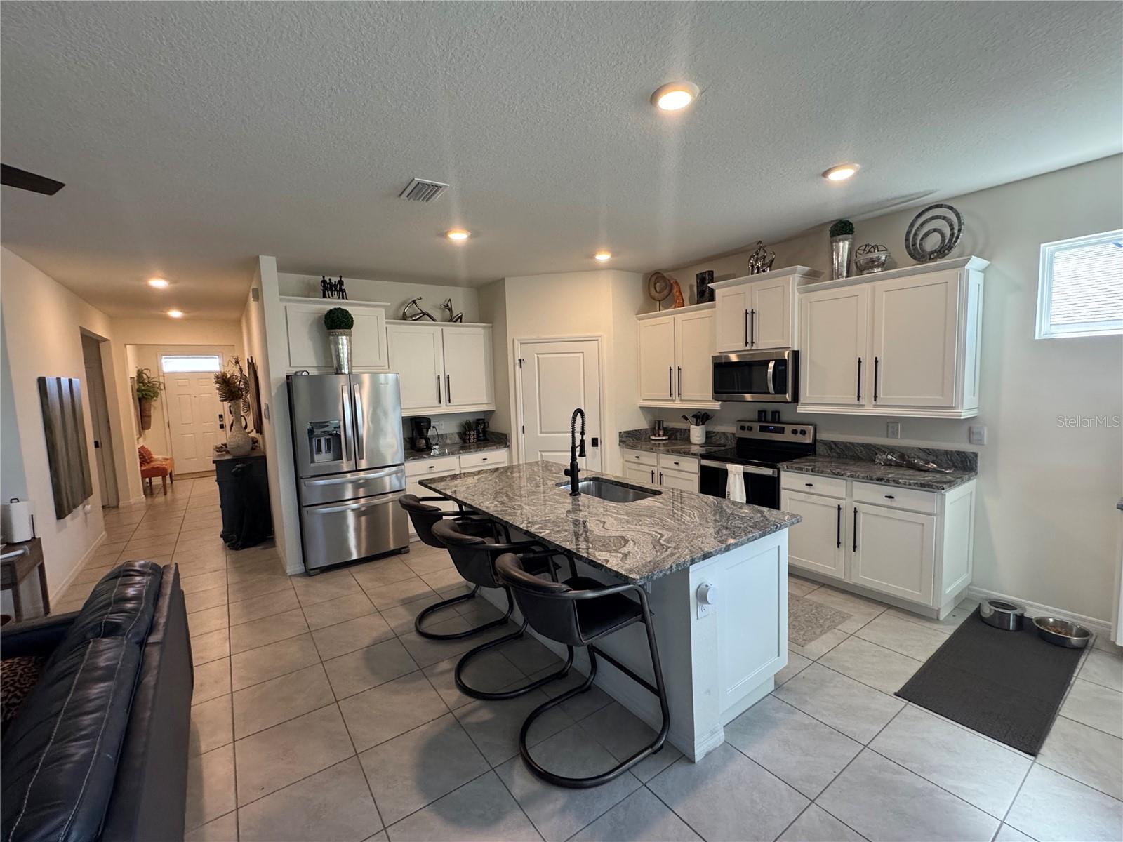 7878 PENROSE PL, WILDWOOD, FL — photo 3