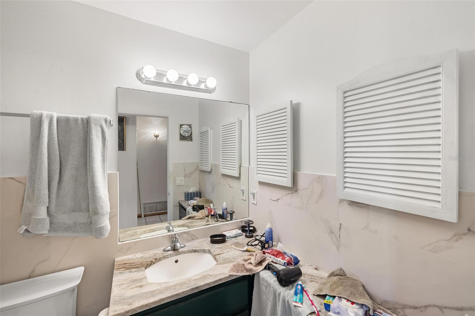 105 COUSLEY DR SE, PORT CHARLOTTE, FL — photo 45