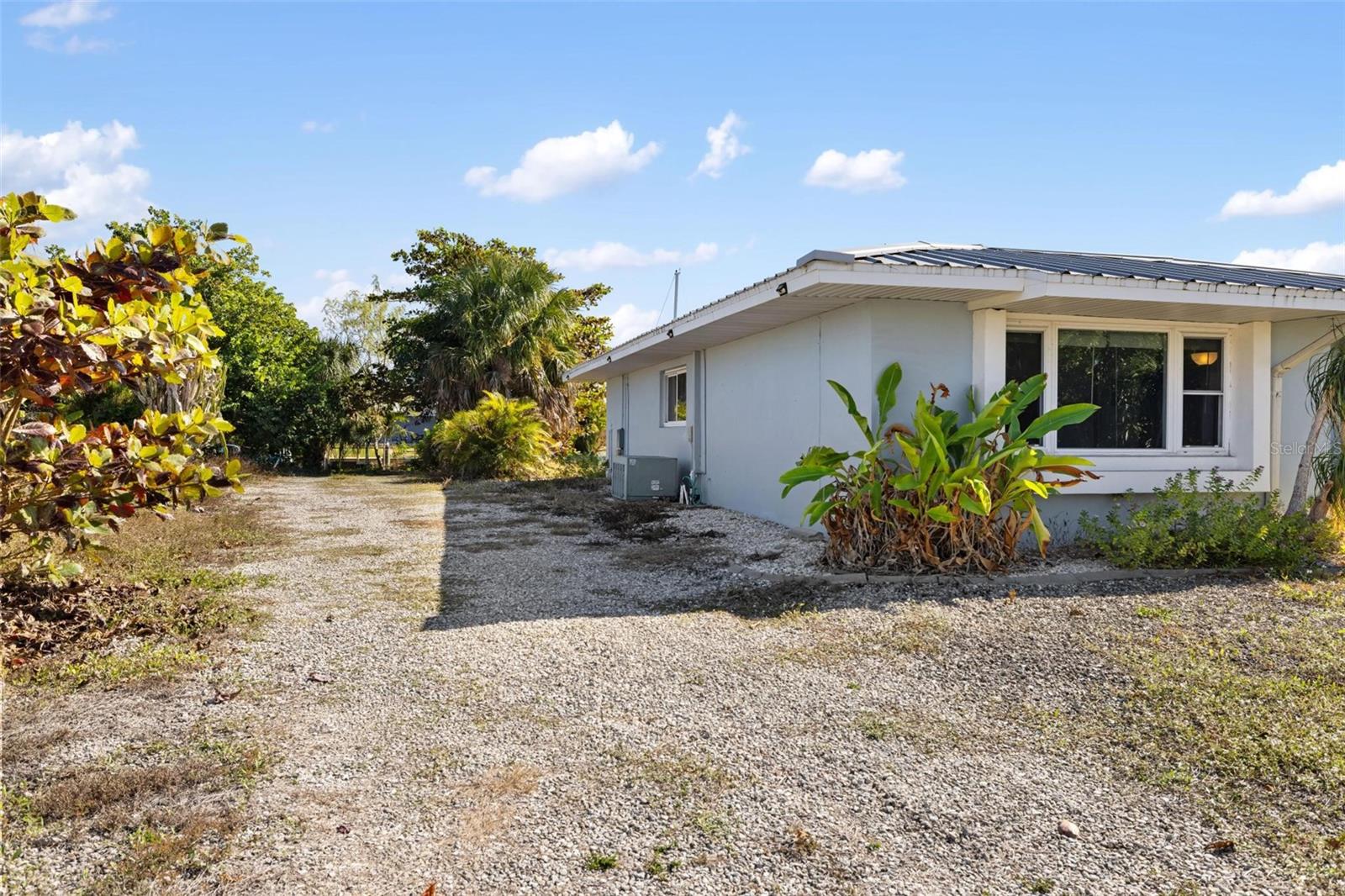 105 COUSLEY DR SE, PORT CHARLOTTE, FL — photo 47